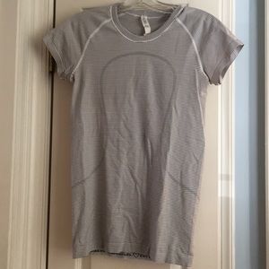 Lululemon Swiftly Tech Short Sleeve Tee